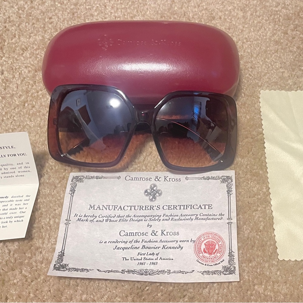 Jacqueline Kennedy CAMROSE & KROSS SUNGLASSES WOMENS SIZE L